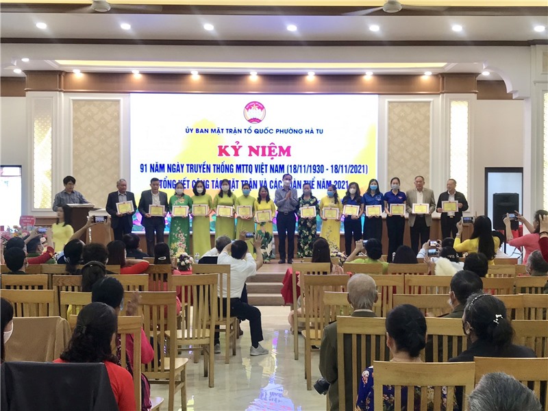 Phường Hà Tu kỷ niệm ngày truyền thống MTTQ Việt Nam và tổng kết công tác mặt trận năm 2021