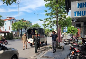 Phường Hà Tu: Ngày thứ 2 ra quân lập lại trật tự đô thị và vệ sinh môi trường trên địa bàn phường